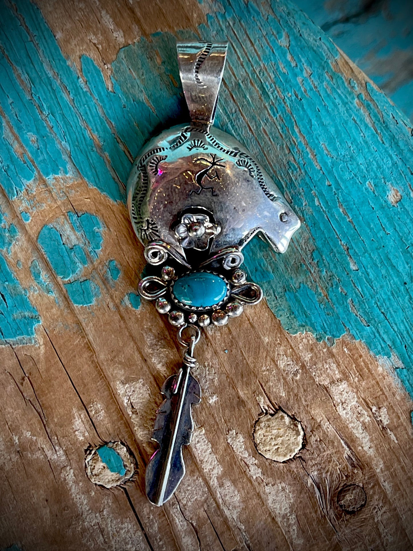 🔥CRAIG’S SMOKIN’ HOT STEAL🔥Sterling Silver Navajo Handmade Kingman Bear w/ Feather Pendant (Pendant Only)🔥