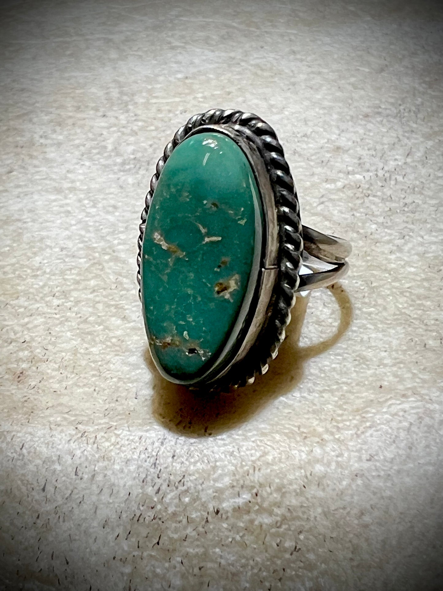 🔥CRAIG’S SMOKIN’ HOT STEAL🔥Sterling Silver Native American Handmade Nevada Green Turquoise Ring - Sz 6🔥