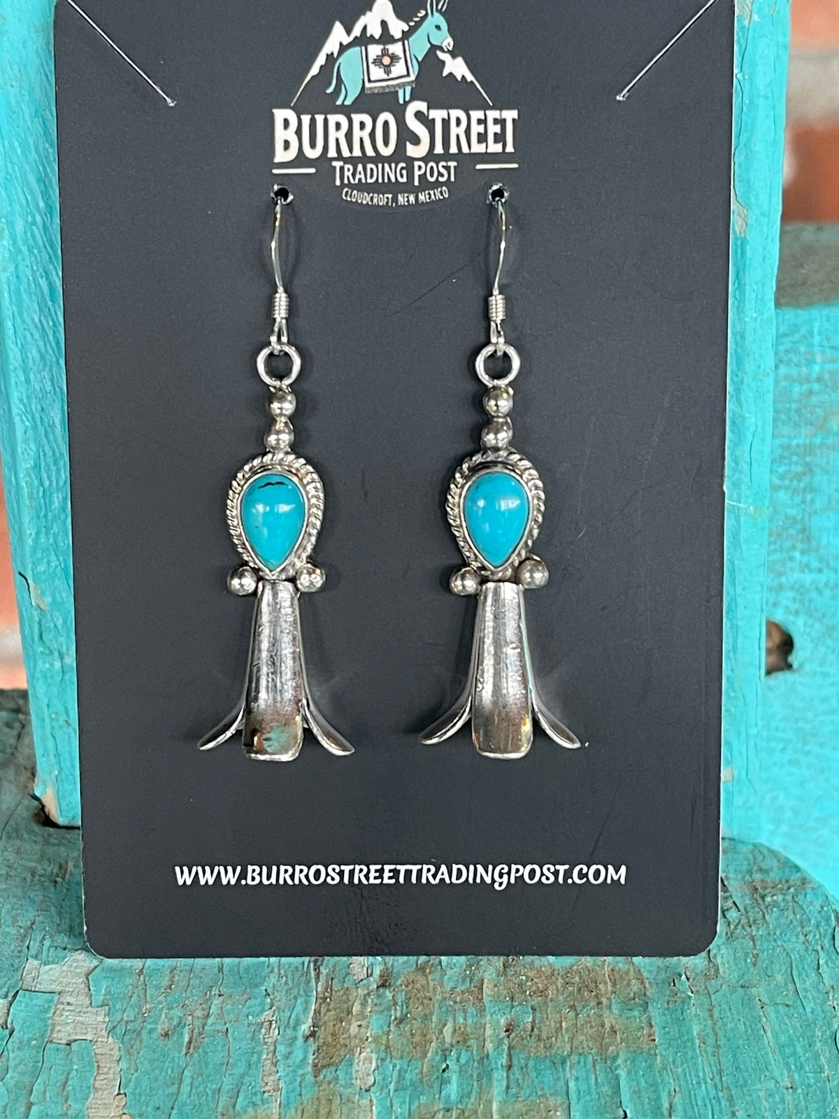 🔥CRAIG’S SMOKIN’ HOT STEAL🔥Sterling Silver Handmade Kingman Turquoise Squash Blossom Earrings🔥