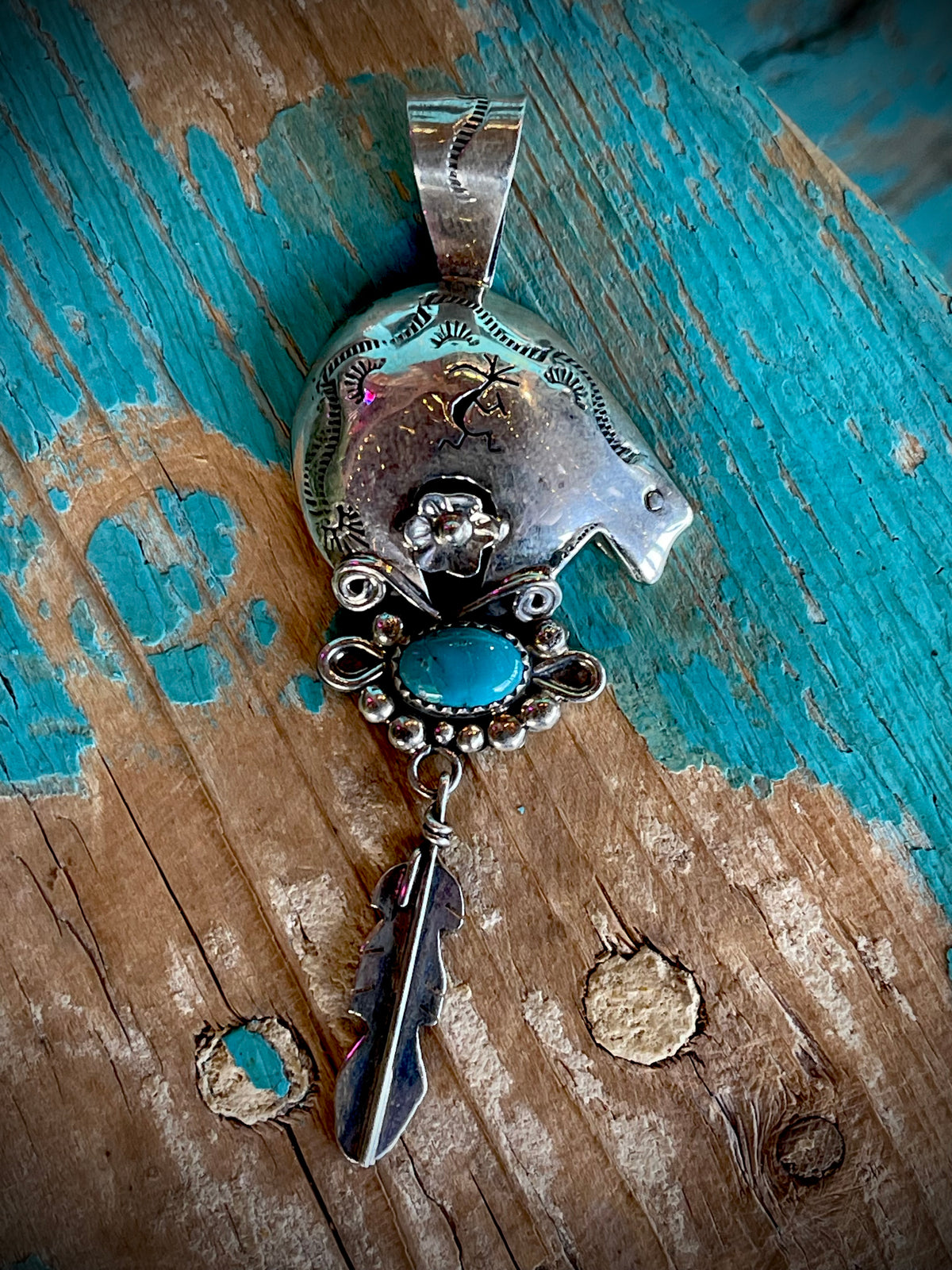 🔥CRAIG’S SMOKIN’ HOT STEAL🔥Sterling Silver Navajo Handmade Kingman Bear w/ Feather Pendant (Pendant Only)🔥