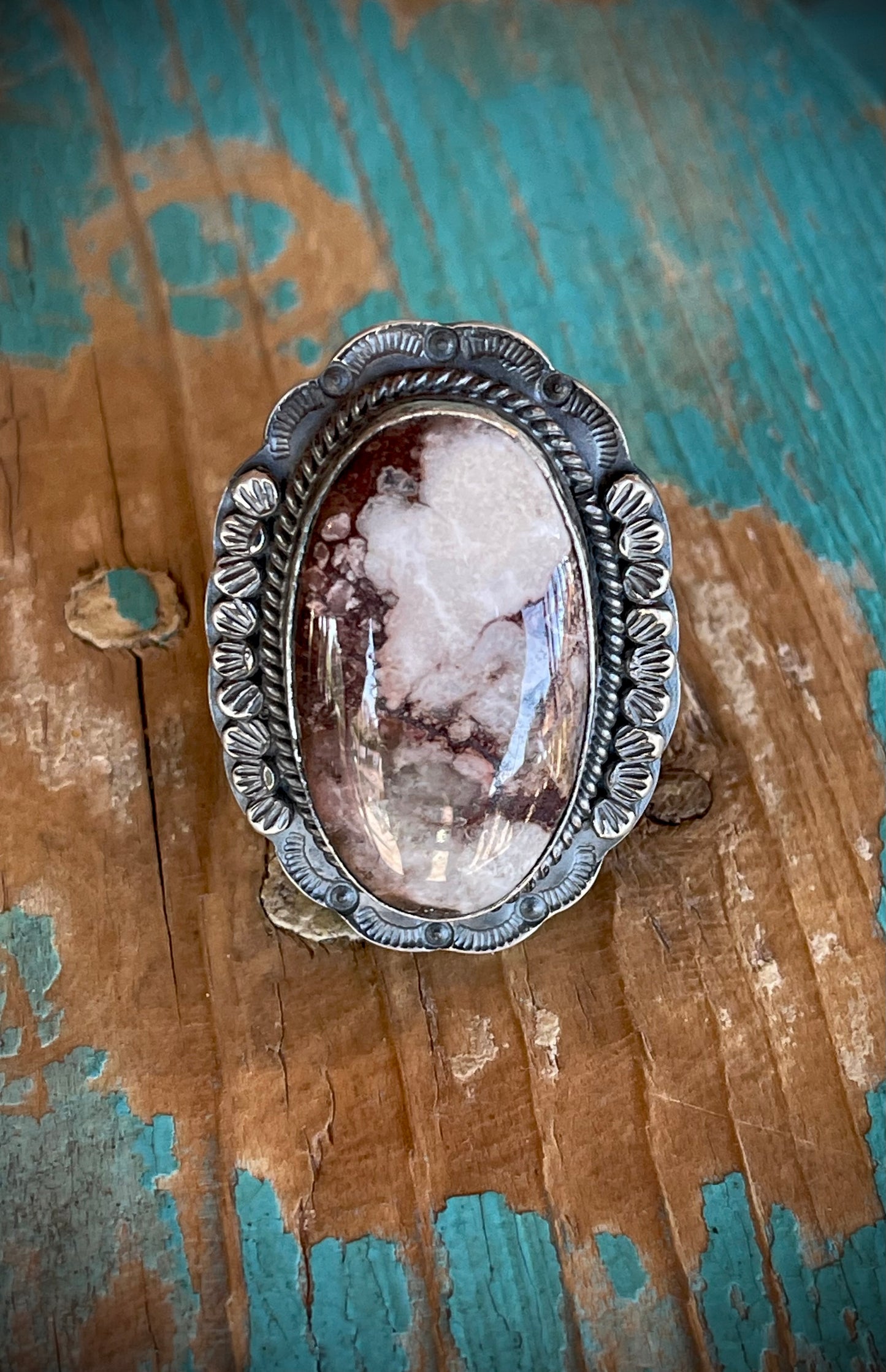 🔥CRAIG’S SMOKIN’ HOT STEAL🔥 Sterling Silver Navajo Handmade Wildhorse Ring - Size 9🔥