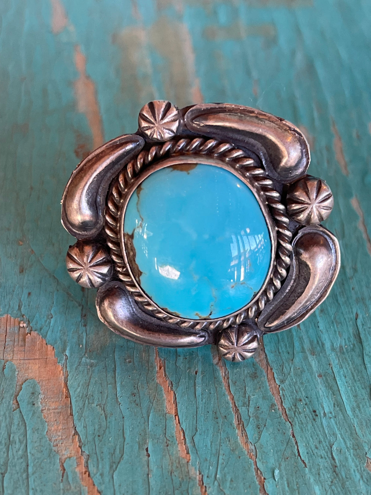 🔥CRAIG’S SMOKIN’ HOT STEAL🔥Sterling Silver Navajo Handmade Kingman Turquoise Ring - Size 8.5