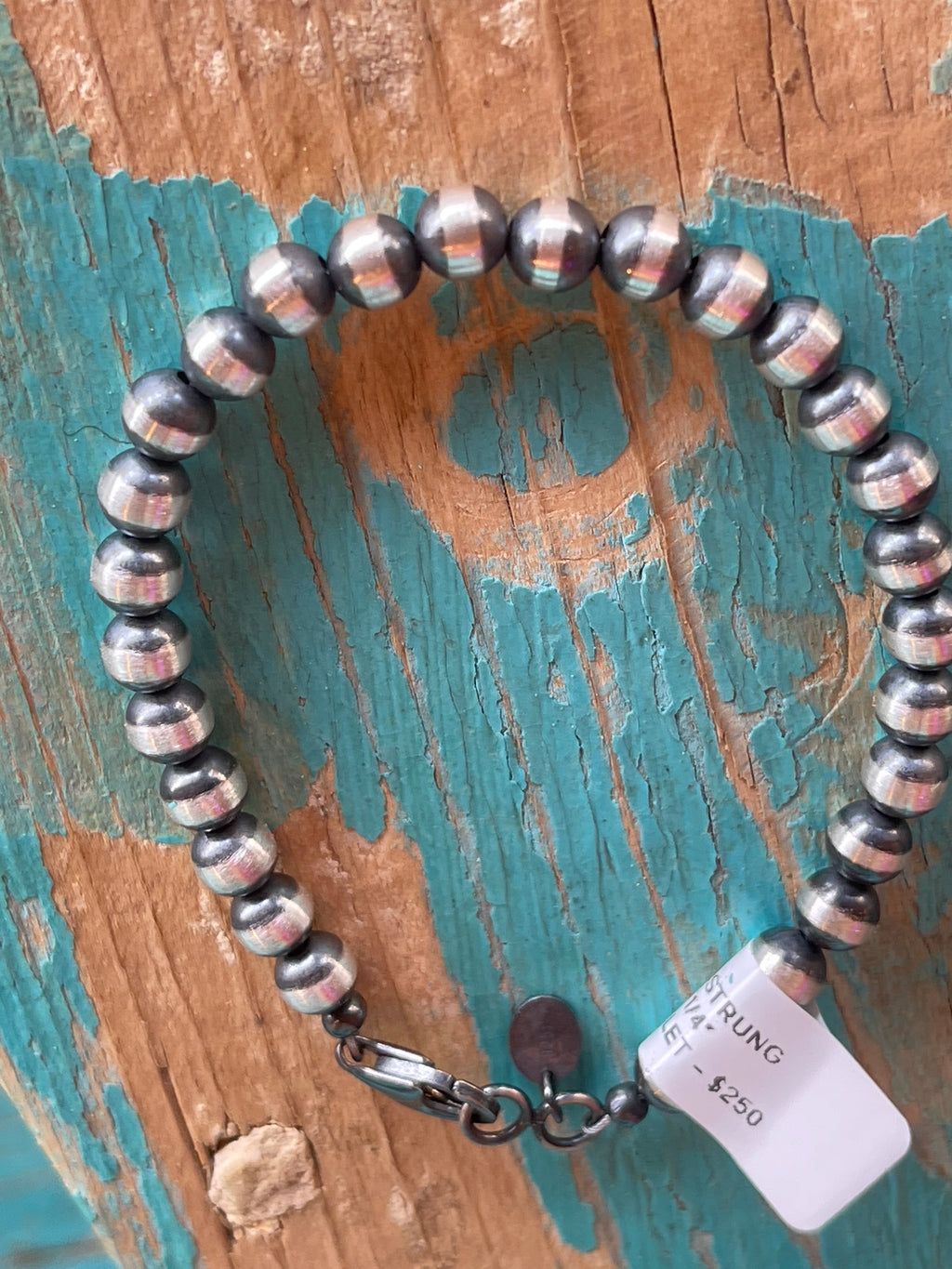 🔥CRAIGS SMOKIN’ HOT STEAL🔥Navajo Handstrung 6mm Sterling Silver Pearl Bracelet - 7 1/4”🔥