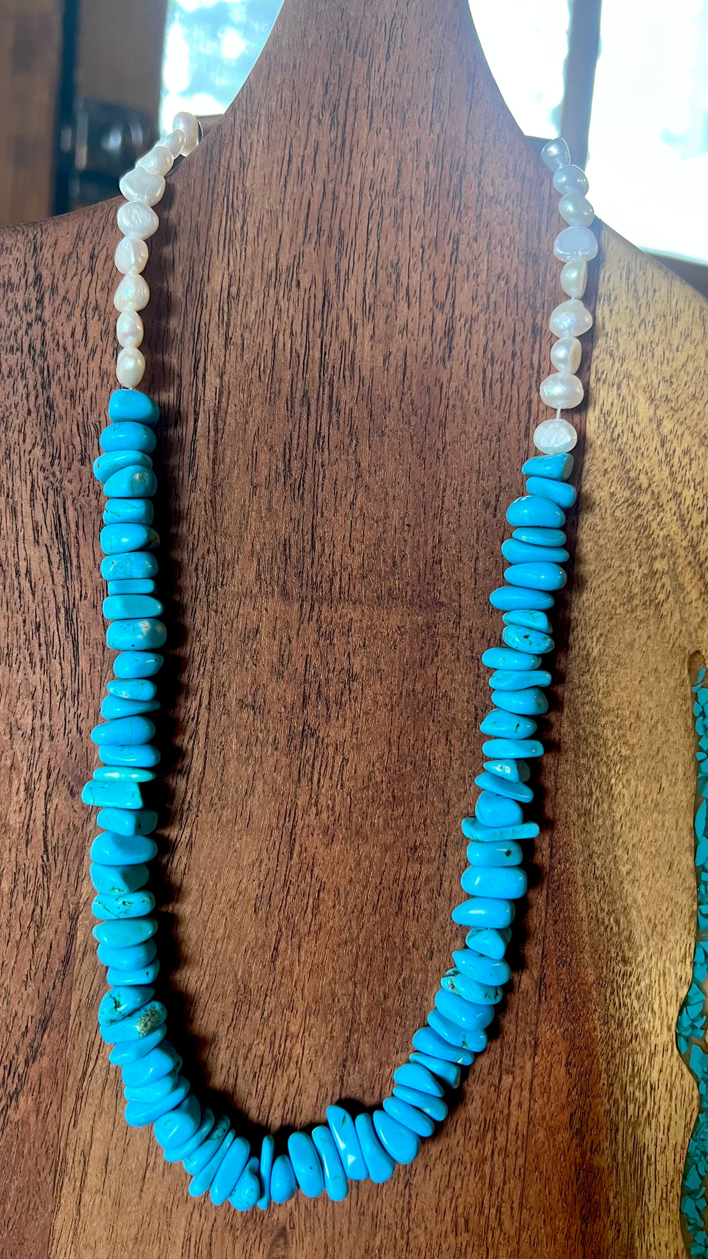 🔥CRAIG’S SMOKIN’ HOT STEAL🔥Sterling Silver Kewa (Santo Domingo) Pueblo Handmade Sleeping Beauty Turquoise with Fresh Water Pearl 21” Necklace🔥