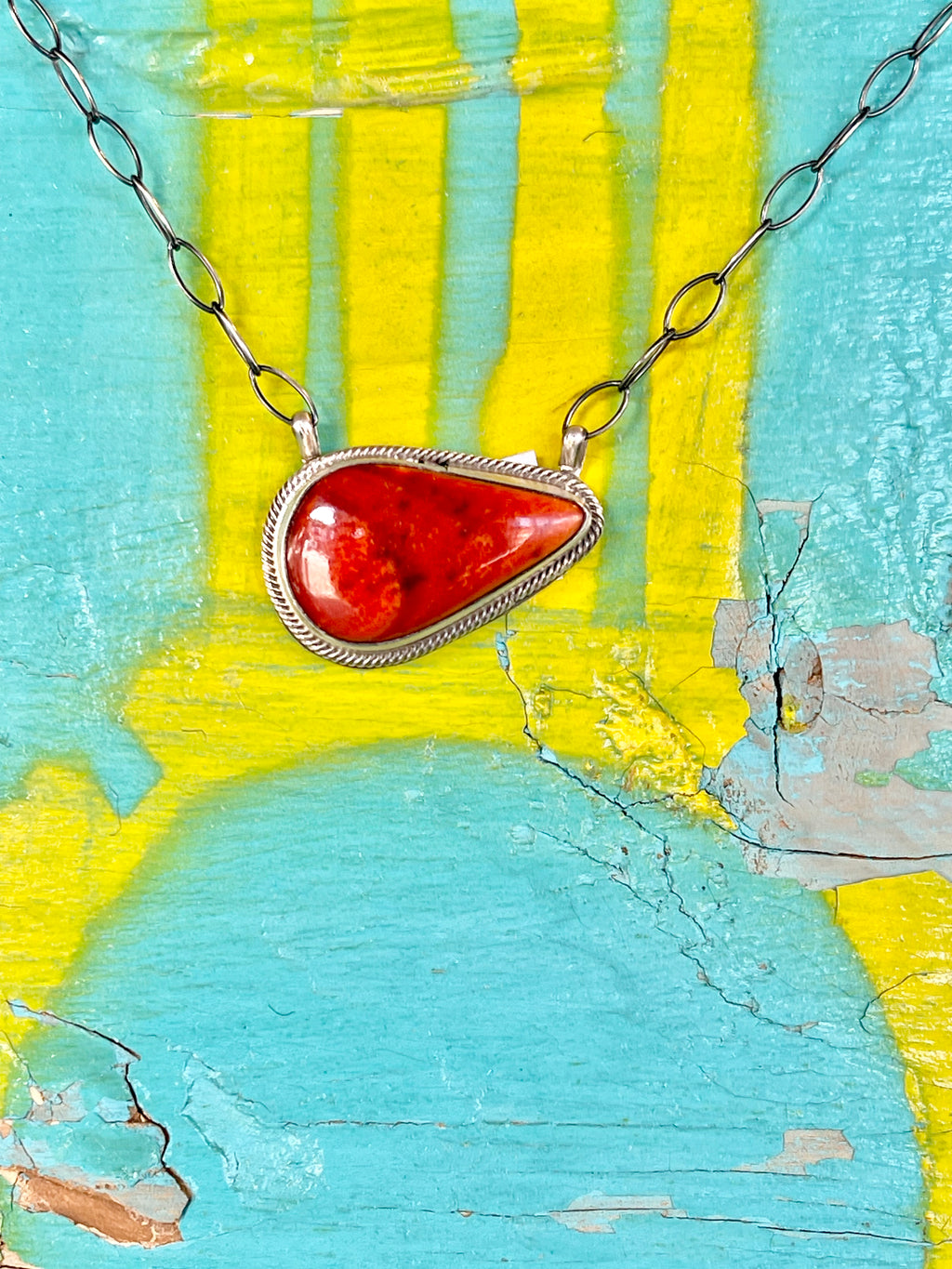 🔥CRAIG’S SMOKIN’ HOT STEAL🔥Sterling Silver Navajo Handmade Orange/Red Spiny Oyster 19” Necklace🔥