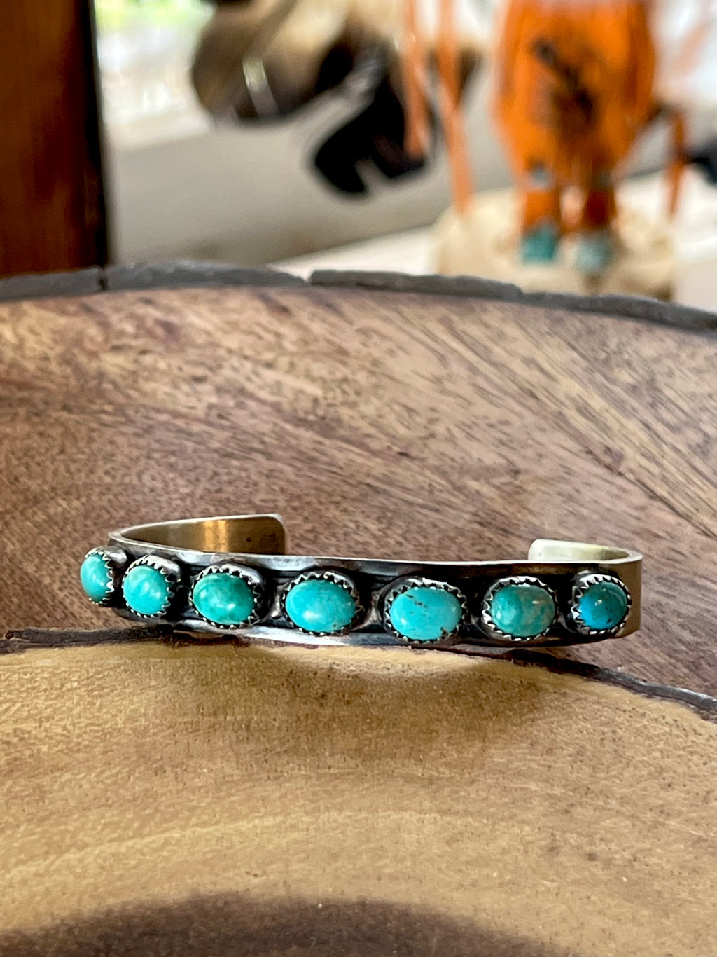 🔥CRAIGS SMOKIN’ HOT STEAL🔥Sterling Silver Navajo Handmade Kingman Turquoise 7-Stone Cuff🔥
