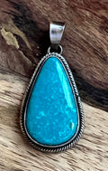 🔥CRAIG’S SMOKIN’ HOT STEAL🔥Sterling Silver Navajo Handmade Webbed Kingman Turquoise Pendant - (Pendant only)