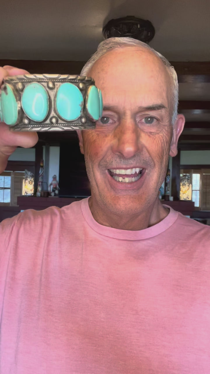 🔥CRAIGS SMOKIN’ HOT STEAL🔥Sterling Silver Navajo Handmade Kingman Turquoise 8-Stone Cuff🔥