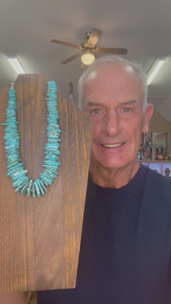 🔥CRAIG’S SMOKIN’ HOT STEAL🔥Sterling Silver Kewa (Santo Domingo) Pueblo Handmade Slabbed Kingman Turquoise 16” Necklace🔥